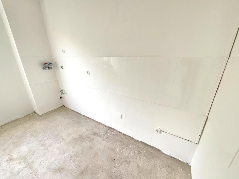 Helle 3 Zimmerwohnung mit Balkon