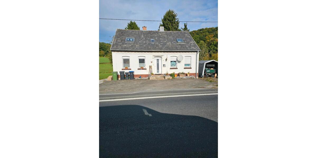 Gemütliches Einfamilienhaus in idyllischer Alleinlage 4 zimmer