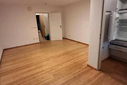 Nachmieterin für 1 Zimmerwohnung 1 zimmer