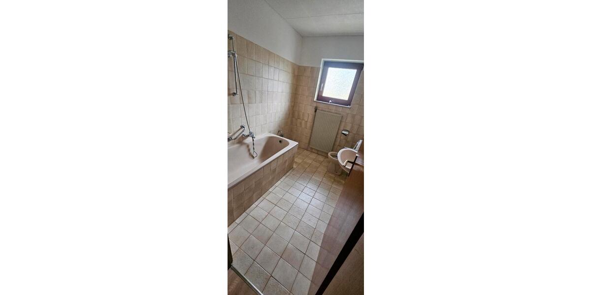 Etagenwohnung Alfeld (Leine) - 2 Zimmer, 67 m&sup2;, 470&euro; | Angebot:23580002