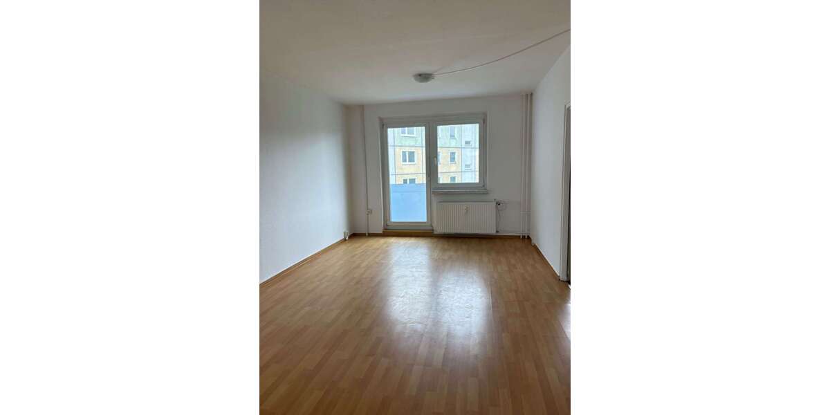 Etagenwohnung Olbersdorf - 3 Zimmer, 68 m&sup2;, 269&euro; | Angebot:26901679