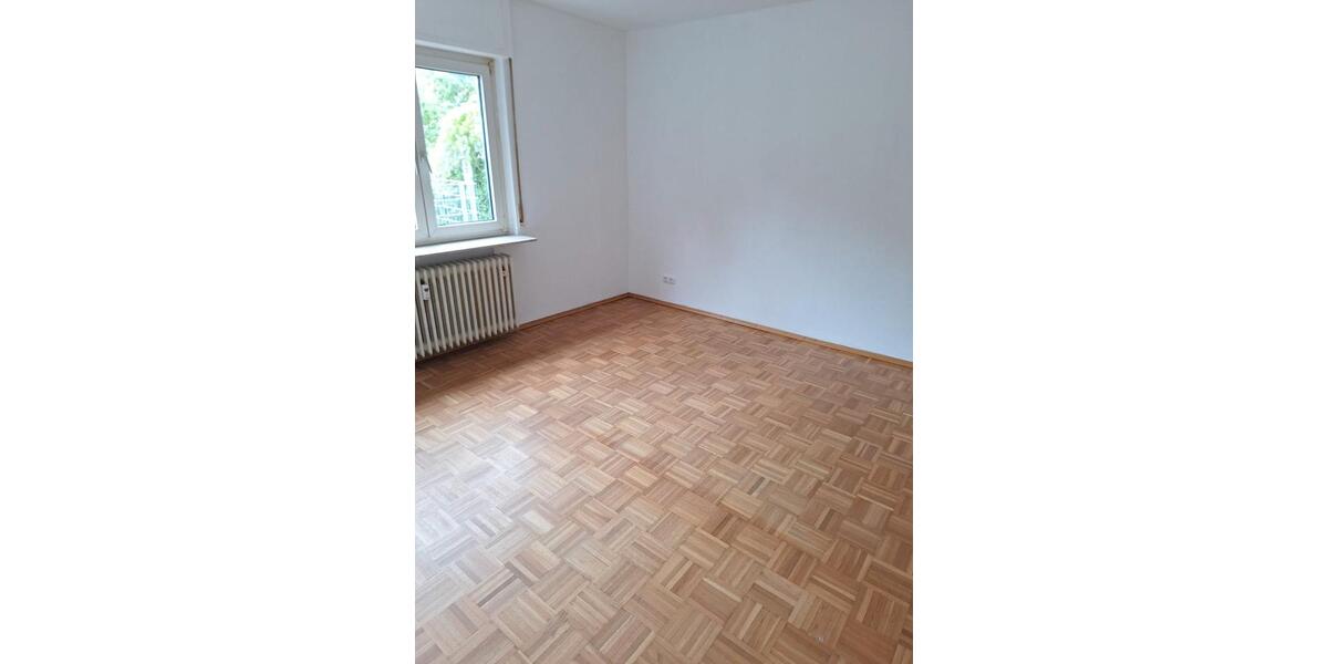 Erdgeschoßwohnung Frankfurt am Main Nord-West - 3 Zimmer, 84 m&sup2;, 1.350&euro; | Angebot:26639017