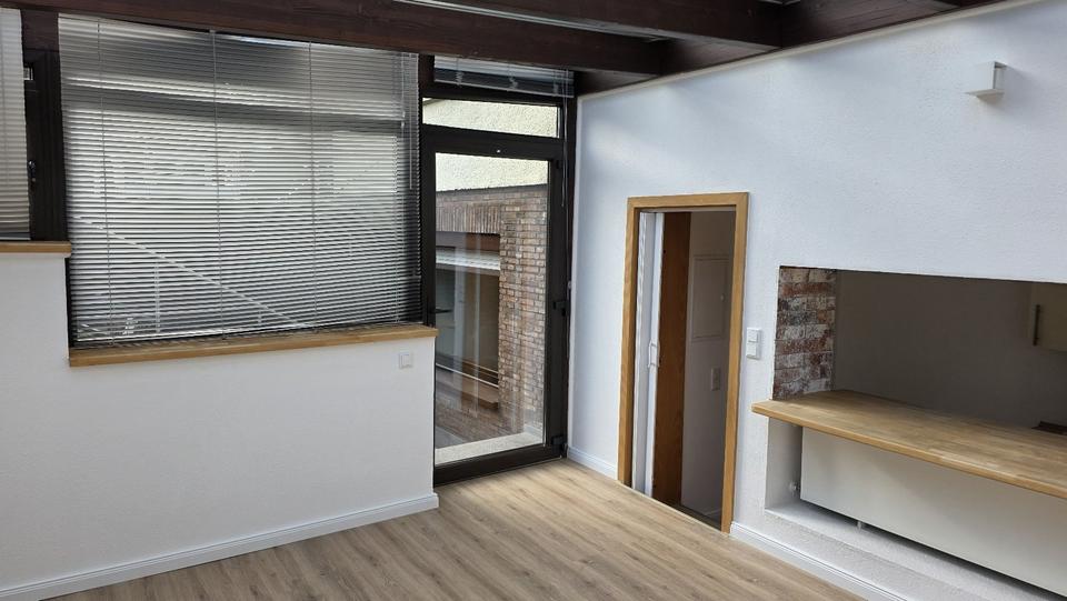 Etagenwohnung Düsseldorf Stadtbezirk 5 - 4 Zimmer, 85 m&sup2;, 1.000&euro; | Angebot:24876530