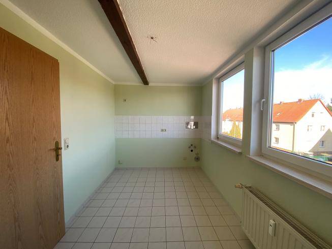 Etagenwohnung Oschersleben - 3 Zimmer, 66 m&sup2;, 330&euro; | Angebot:26108631