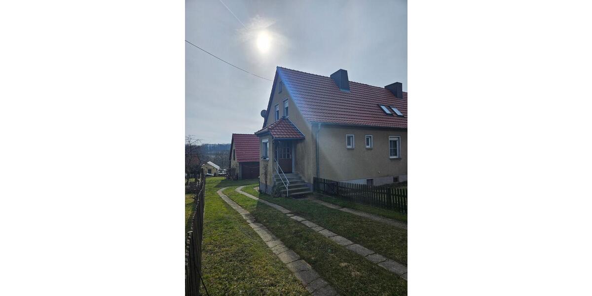 4 Person Haus mit Nebengebäude und großem Garten 5 zimmer