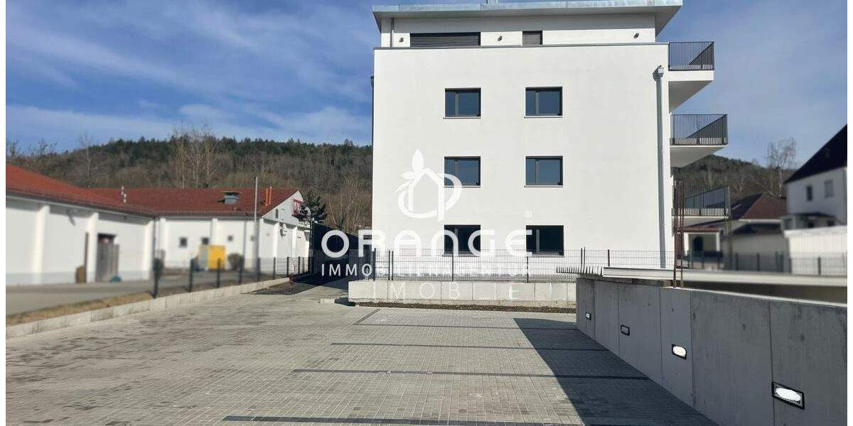 Etagenwohnung Berching - 3 Zimmer, 85 m&sup2;, 990&euro; | Angebot:25670729