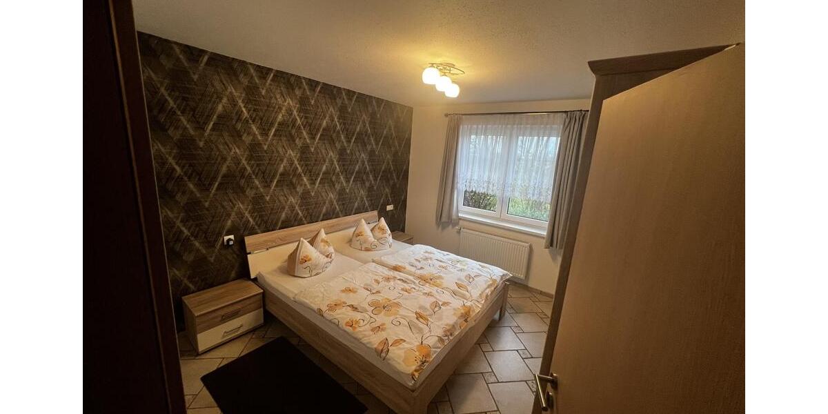 Doppelhaushälfte Gingst - 3 Zimmer, 85 m&sup2;, 1.000&euro; | Angebot:23024494