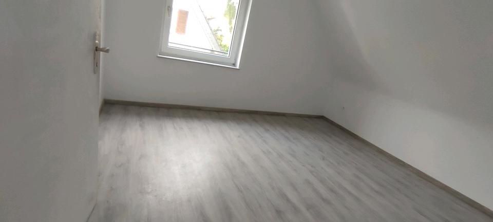 Etagenwohnung Steinau an der Straße - 3.5 Zimmer, 70 m&sup2;, 750&euro; | Angebot:26276560