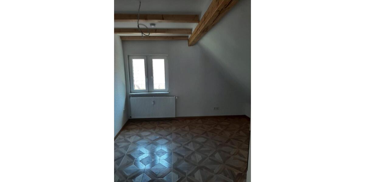 Dachgeschoßwohnung Meiningen - 2 Zimmer, 49 m&sup2;, 450&euro; | Angebot:24865355