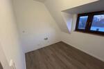 Dachgeschoßwohnung Cuxhaven Groden - 2.5 Zimmer, 50 m&sup2;, 600&euro; | Angebot:25823958
