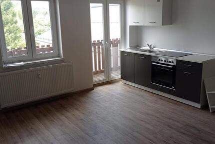 2 Zimmer Wohnung Mietwohnung Dachgeschosswohnung zimmer