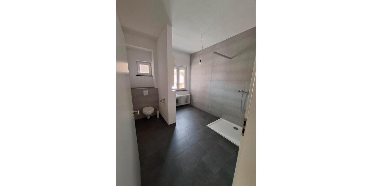 Erdgeschoßwohnung Mespelbrunn - 3.5 Zimmer, 105 m&sup2;, 840&euro; | Angebot:25990564