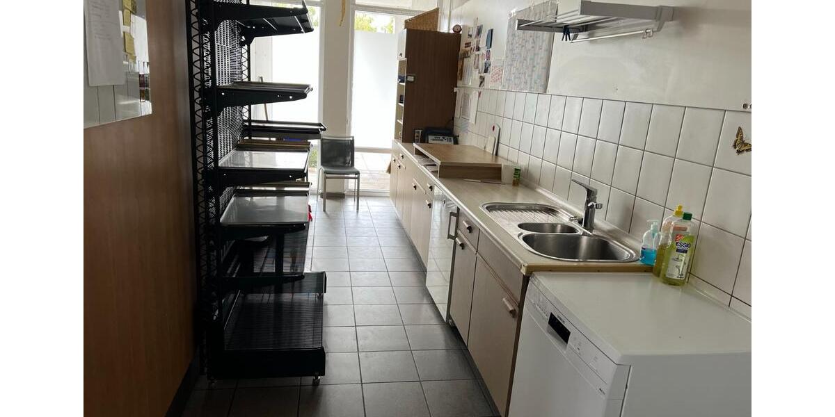 Top-Lage: Gewerbefläche für Laden des täglichen Bedarfs zimmer