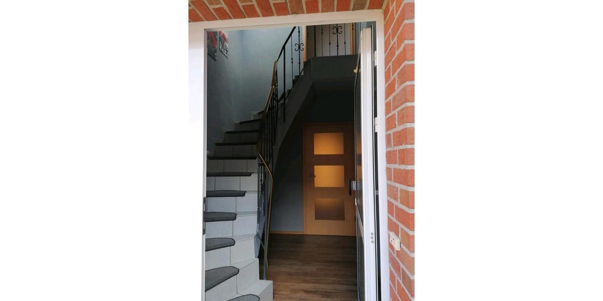 Dachgeschoßwohnung Saterland - 4 Zimmer, 84 m&sup2;, 707&euro; | Angebot:26123805