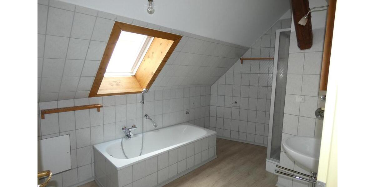 Maisonettenwohnung Lauingen (Donau) - 4 Zimmer, 122 m&sup2;, 950&euro; | Angebot:25972034