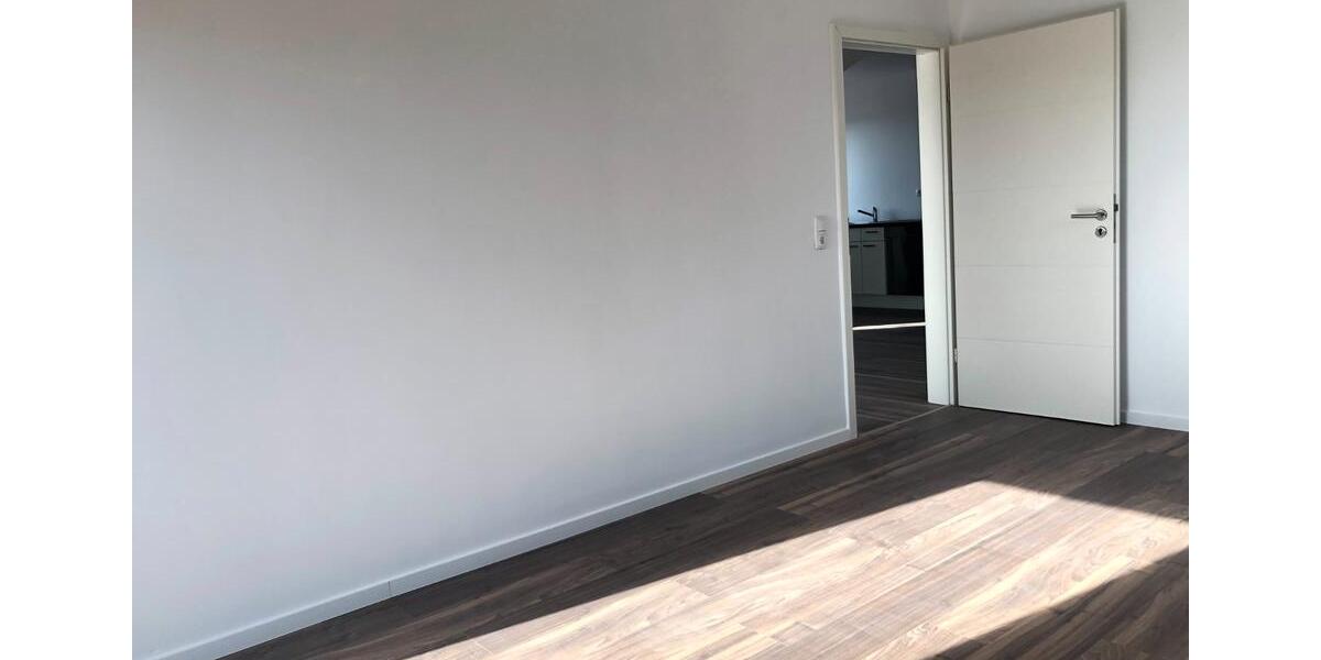 Dachgeschoßwohnung Crailsheim - 4 Zimmer, 115 m&sup2;, 1.090&euro; | Angebot:26618471