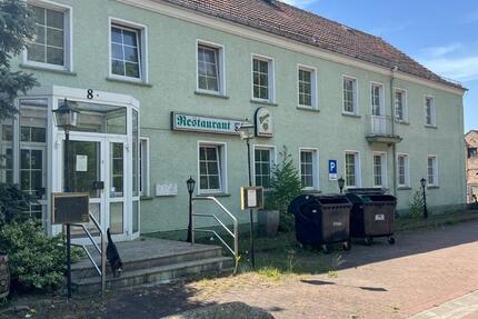 Haus Kleinmachnow - 14 Zimmer, 600 m&sup2;, 3.000&euro; | Angebot:26645295