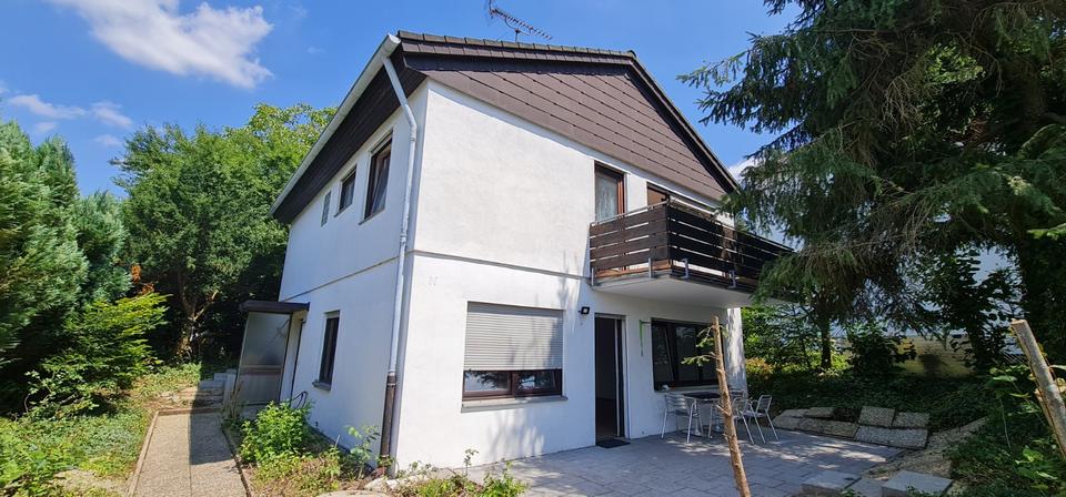 Wohnen auf Zeit Niedernhausen - 6 Zimmer, 160 m&sup2;, 12&euro; | Angebot:24752470