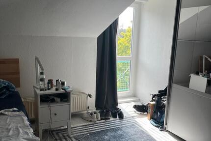 WG Zimmer Möbliert in einer zweier WG frei ab 01.10.2025