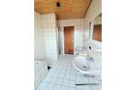 Dachgeschoßwohnung Lage - 3 Zimmer, 108 m&sup2;, 750&euro; | Angebot:26481181