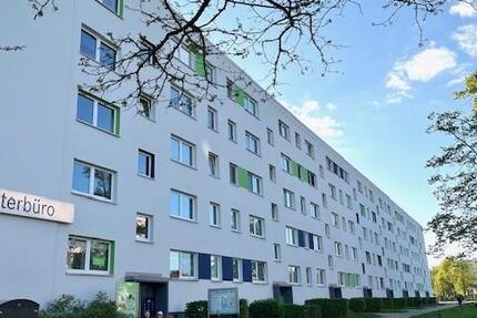 Wohnung Schwerin Mueß - 4 Zimmer, 84 m&sup2;, 515&euro; | Angebot:25236482