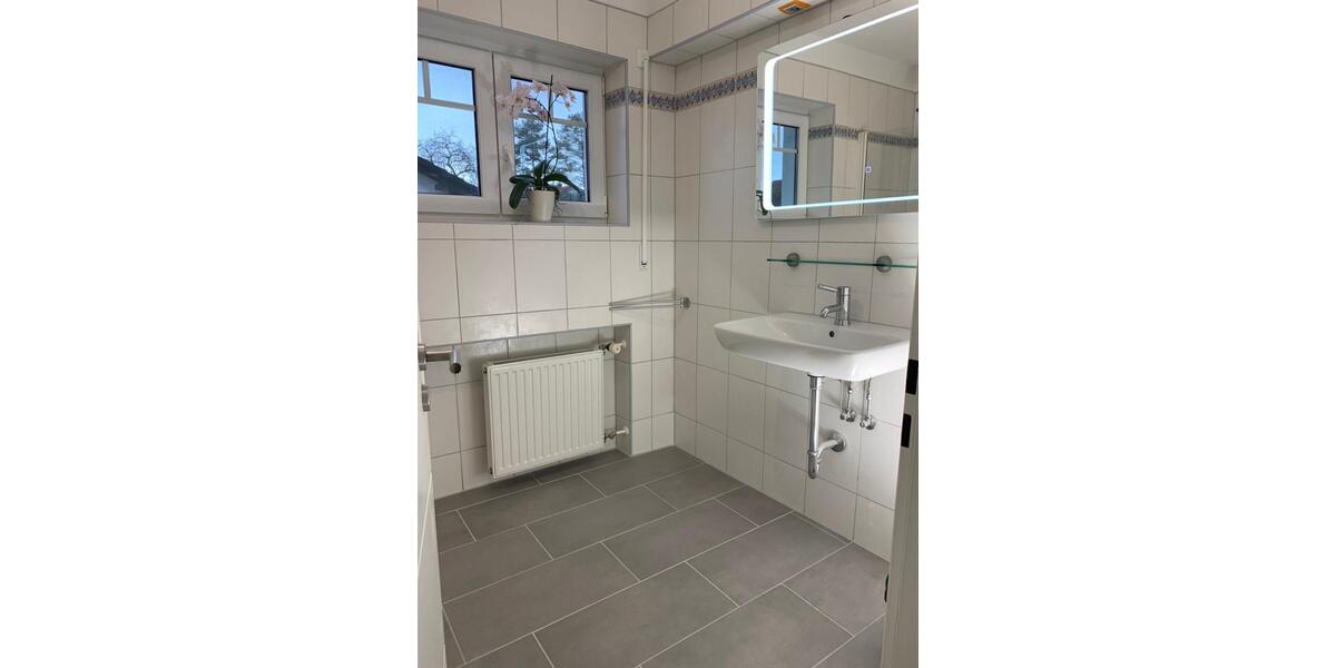 Doppelhaushälfte Tutzing - 5 Zimmer, 141 m&sup2;, 2.190&euro; | Angebot:24660608