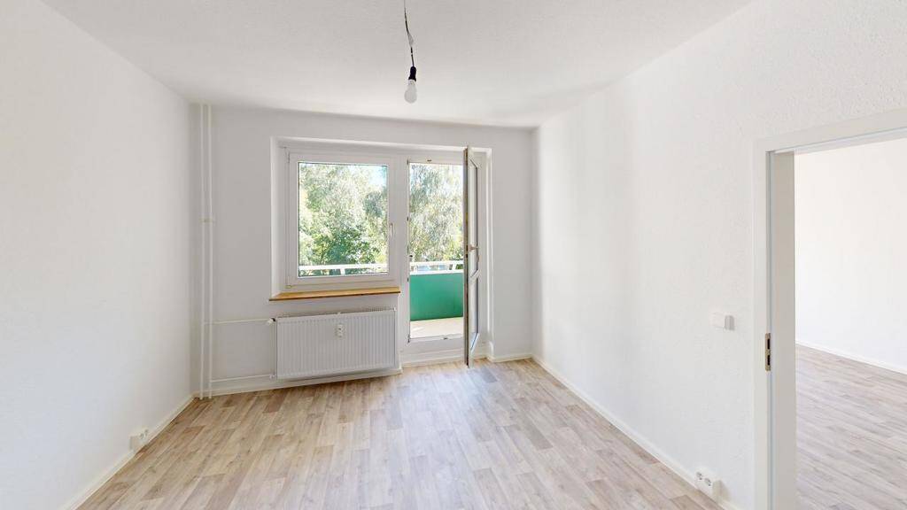 Etagenwohnung Chemnitz Altendorf - 2 Zimmer, 45 m&sup2;, 295&euro; | Angebot:26842186