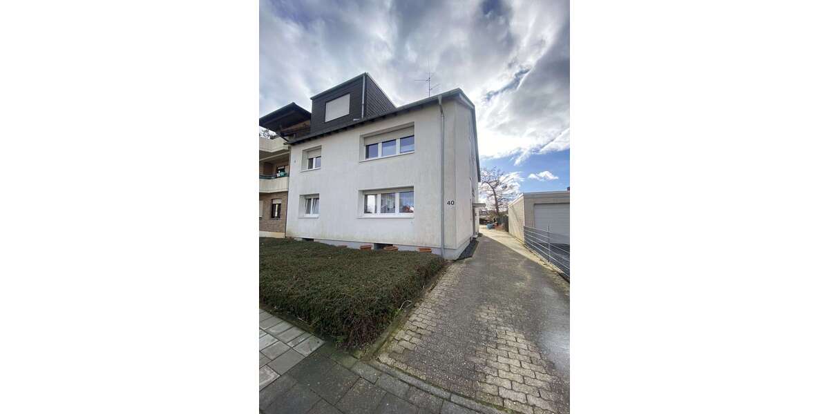 Etagenwohnung Düren Mariaweiler-Hoven - 3 Zimmer, 91 m&sup2;, 770&euro; | Angebot:26960609