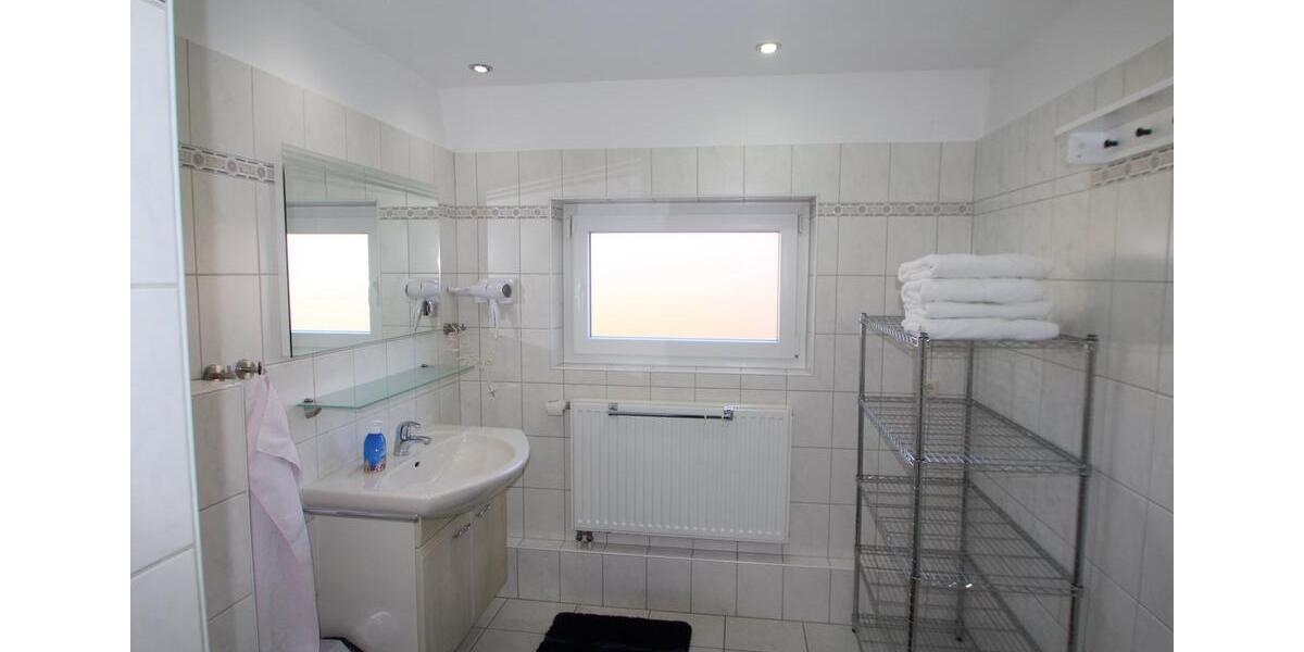 Wohnen auf Zeit Oldenburg Ziegelhof - 5 Zimmer, 100 m&sup2;, 22&euro; | Angebot:12327162