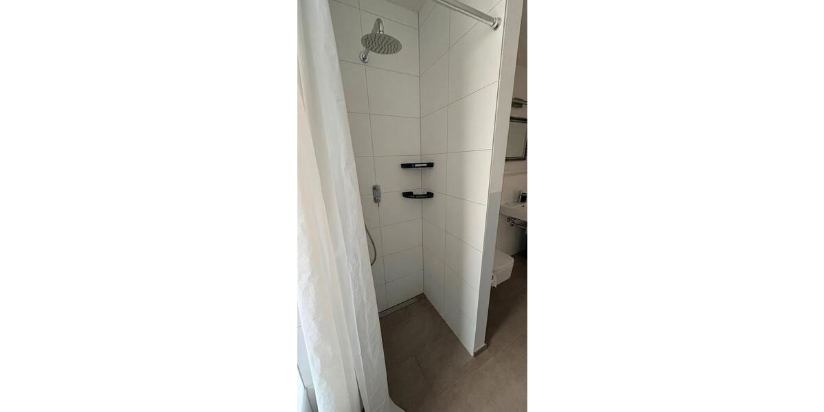 Etagenwohnung Stuttgart Stuttgart-Mitte - 1 Zimmer, 20 m&sup2;, 665&euro; | Angebot:26645505