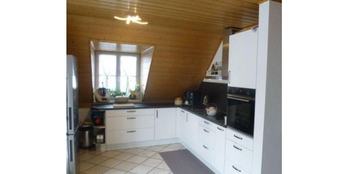 Etagenwohnung Kranzberg - 3 Zimmer, 80 m&sup2;, 900&euro; | Angebot:26122402