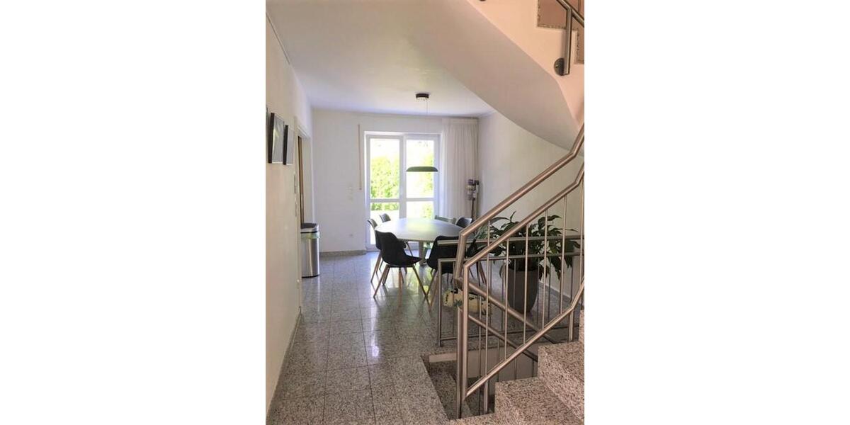 Doppelhaushälfte München Sendling-Westpark - 5 Zimmer, 172 m&sup2;, 3.400&euro; | Angebot:26579077