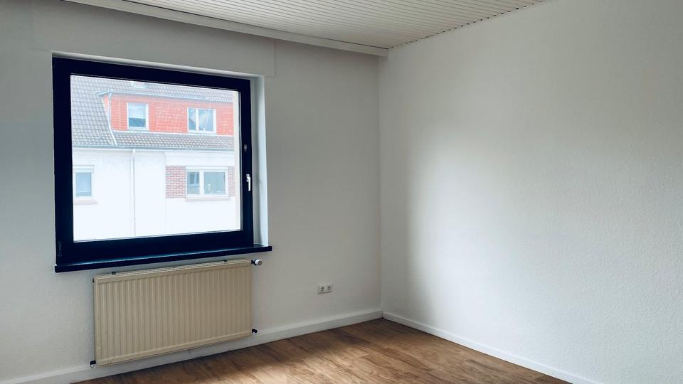 Etagenwohnung Paderborn Univiertel - 3 Zimmer, 90 m&sup2;, 810&euro; | Angebot:26492221