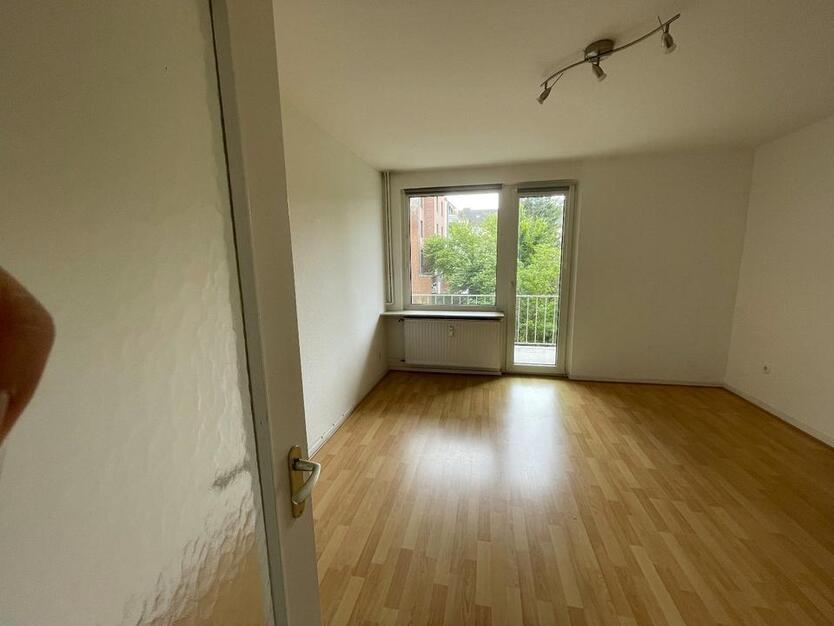 Attraktive Wohnung in zentraler Lage - Küche optional zimmer