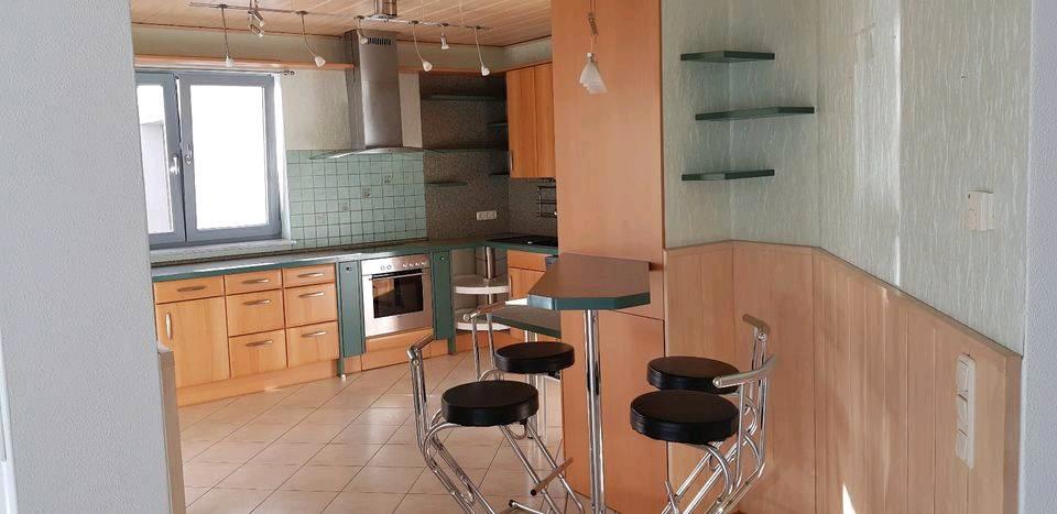 Erdgeschoßwohnung Rentweinsdorf - 2 Zimmer, 89 m&sup2;, 600&euro; | Angebot:26658352