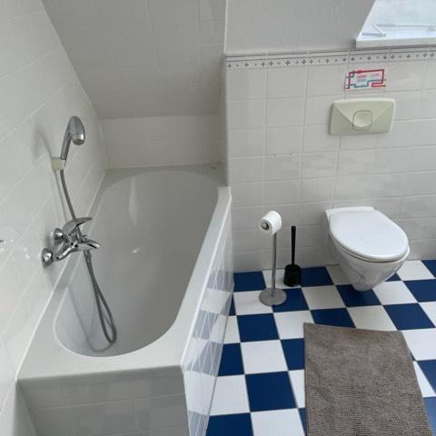 Wohnen auf Zeit Nauen - 4 Zimmer, 160 m&sup2;, 120&euro; | Angebot:26598358