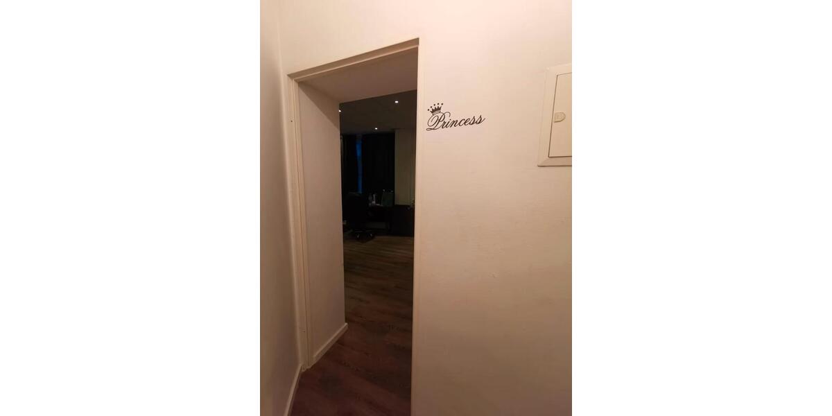 Erdgeschoßwohnung Cottbus - 1 Zimmer, 40 m&sup2;, 400&euro; | Angebot:26653094