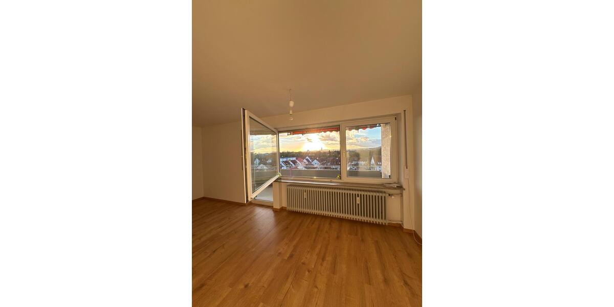 Etagenwohnung Neu-Ulm Burlafingen - 3 Zimmer, 88 m&sup2;, 600&euro; | Angebot:26300387