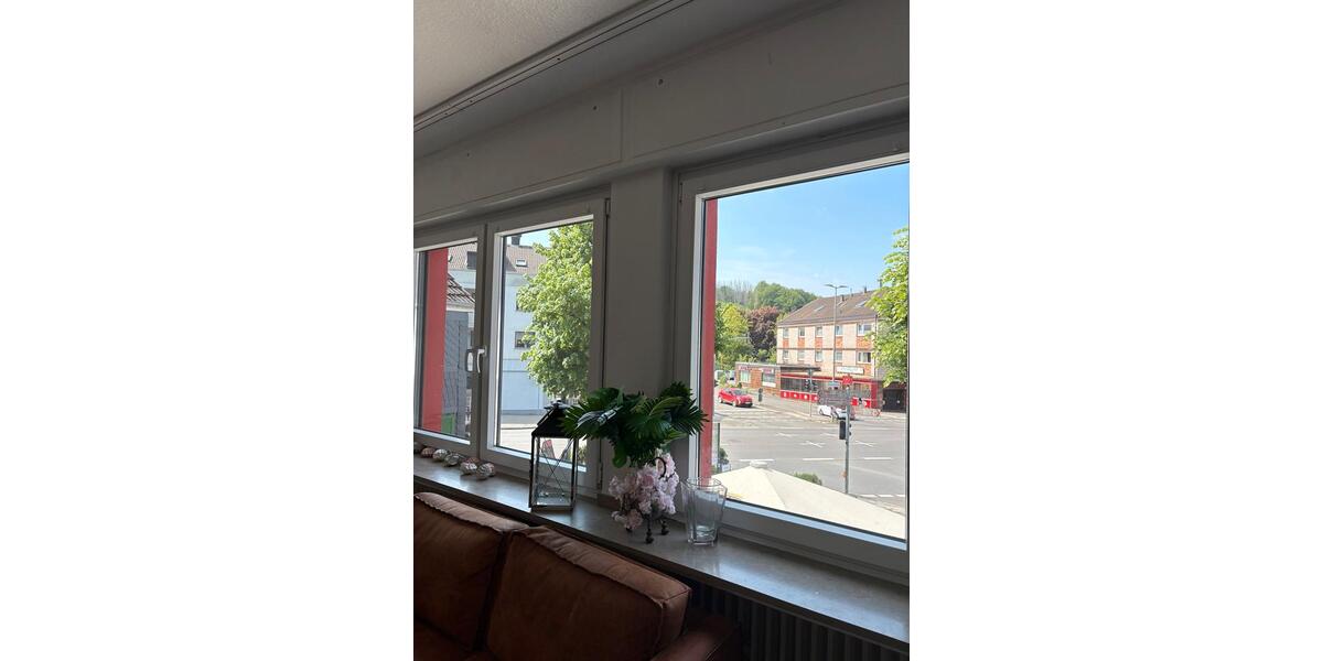 Etagenwohnung Engelskirchen - 5 Zimmer, 90 m&sup2;, 90&euro; | Angebot:26517422