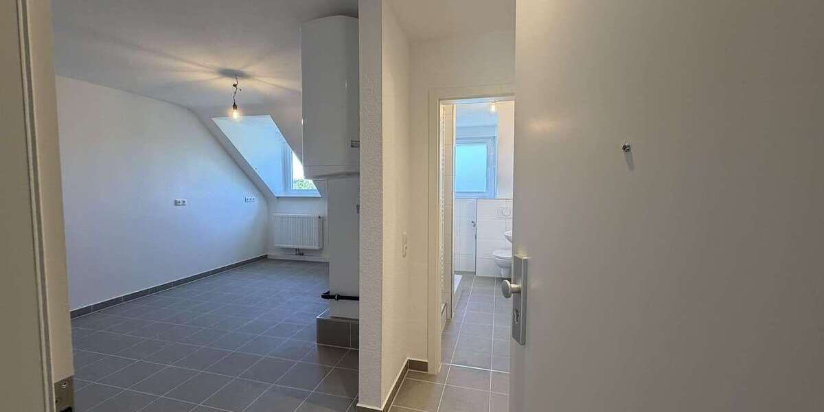 Etagenwohnung Karlsruhe Weststadt - 2 Zimmer, 60 m&sup2;, 850&euro; | Angebot:27032450