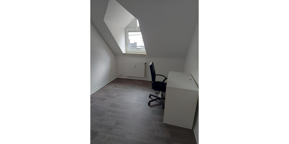 Große Maisonette-Wohnung mit Balkon in Lüchow zu vermieten 4 zimmer