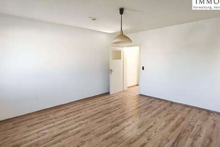 Wohnung Salzgitter / Lebenstedt Lebenstedt - 1 Zimmer, 38 m&sup2;, 250&euro; | Angebot:26828873