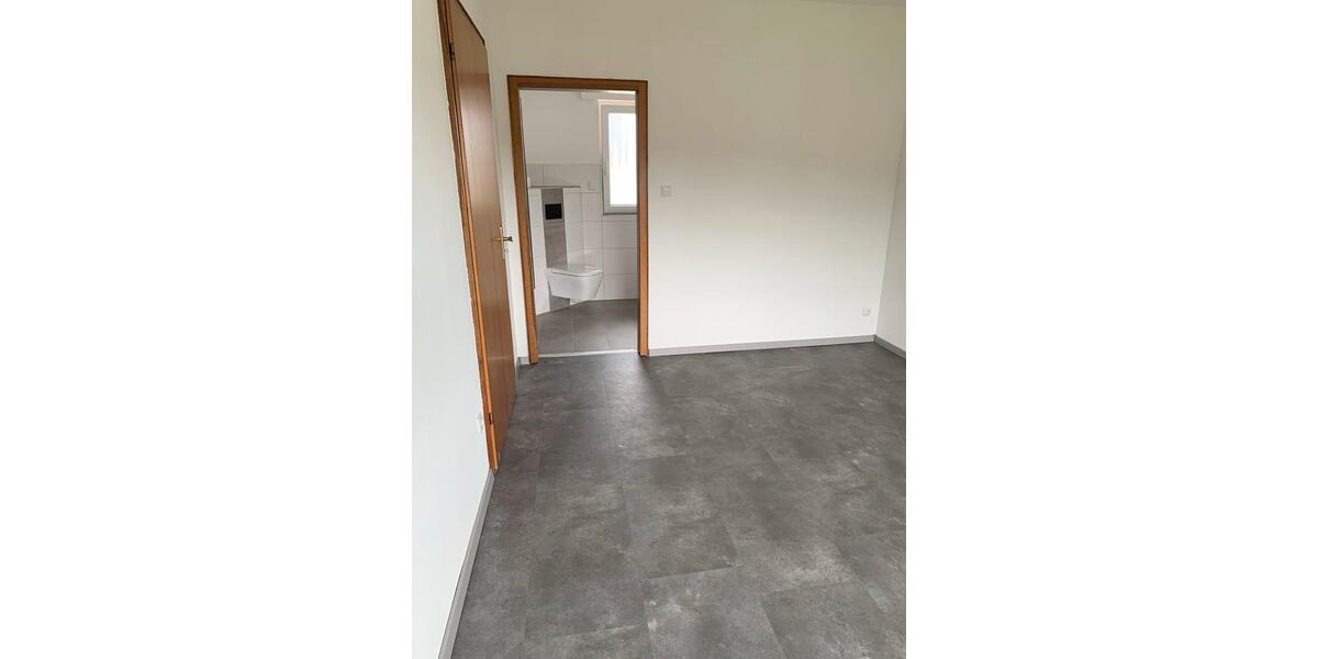 Einfamilienhaus Mudersbach - 4 Zimmer, 150 m&sup2;, 1.450&euro; | Angebot:26025467