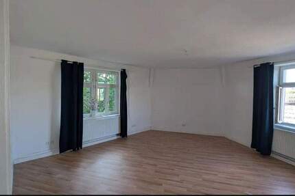 Helle 2-Zimmer-Altbauwohnung mit Einbauküche in Mainz-Neustadt 2 zimmer