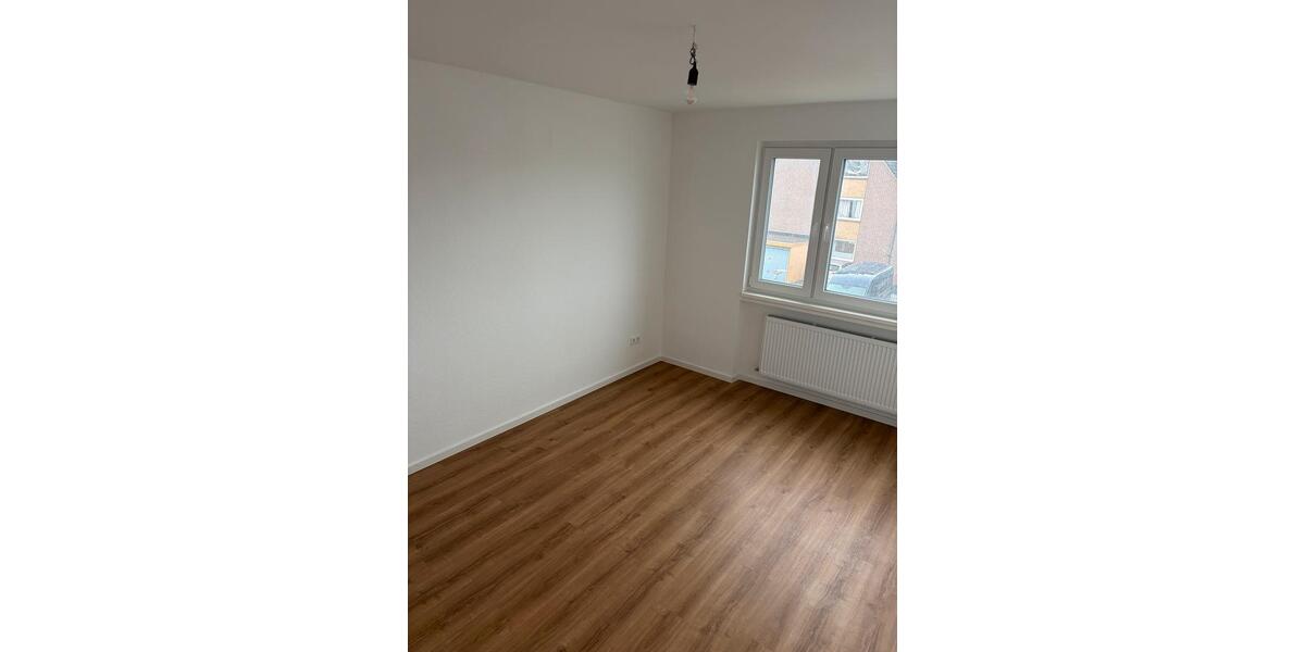 Etagenwohnung Ganderkesee - 4 Zimmer, 85 m&sup2;, 1.100&euro; | Angebot:26112537