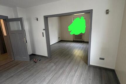 Haus Pohlheim - 8 Zimmer, 240 m&sup2;, 2.200&euro; | Angebot:25032445