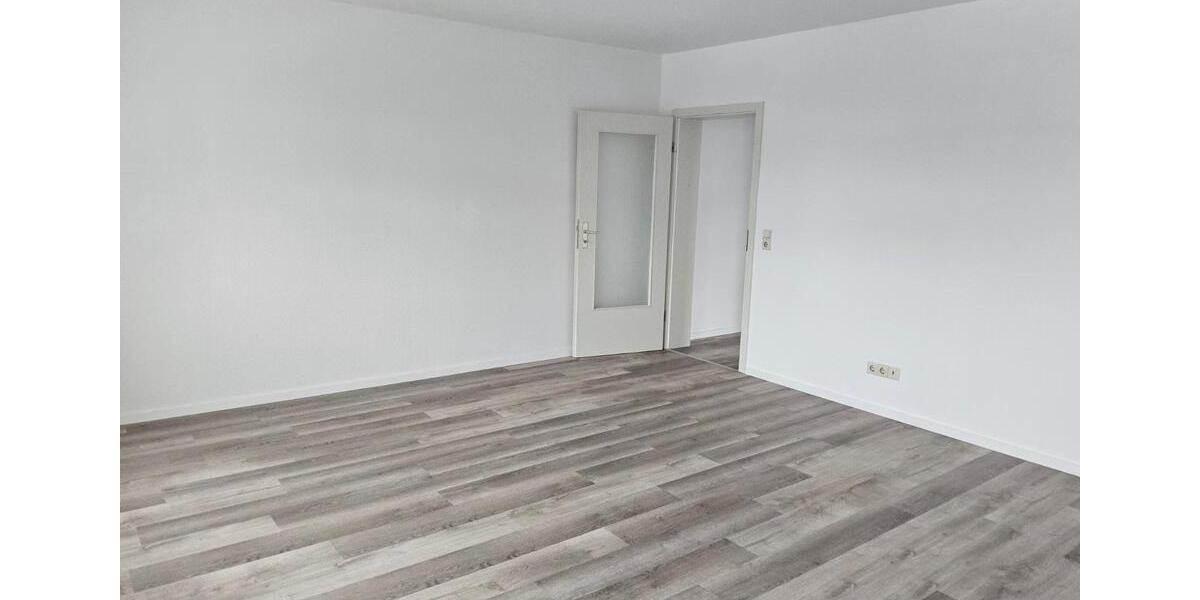 Etagenwohnung Eisleben (Lutherstadt) - 2 Zimmer, 70 m&sup2;, 420&euro; | Angebot:24816331