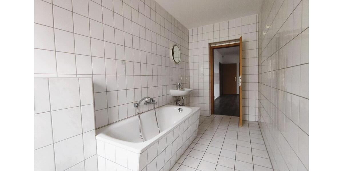 Dachgeschoßwohnung Raguhn-Jeßnitz Jeßnitz - 2 Zimmer, 45 m&sup2;, 250&euro; | Angebot:26619868