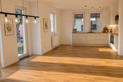 Wohnung Bensheim - 4 Zimmer, 111 m&sup2;, 1.388&euro; | Angebot:26977807