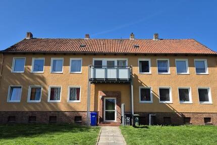 Wohnung Schöningen - 3 Zimmer, 68 m&sup2;, 450&euro; | Angebot:26553836